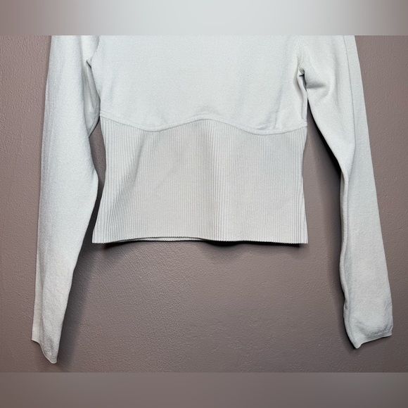 Babaton Sculpt Knit Empire Longsleeve Rib Knit Corset Top in Matte Pearl Size L - Picture 7 of 16
